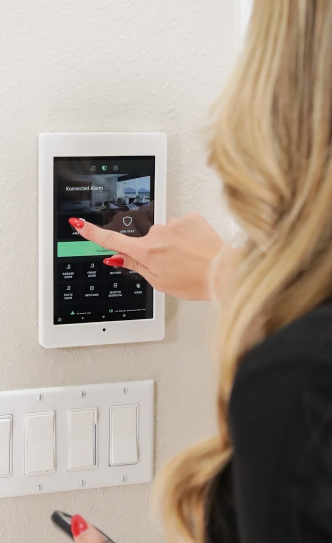 Konnected: Smart Home Alarm Panels Without Monthly Fees