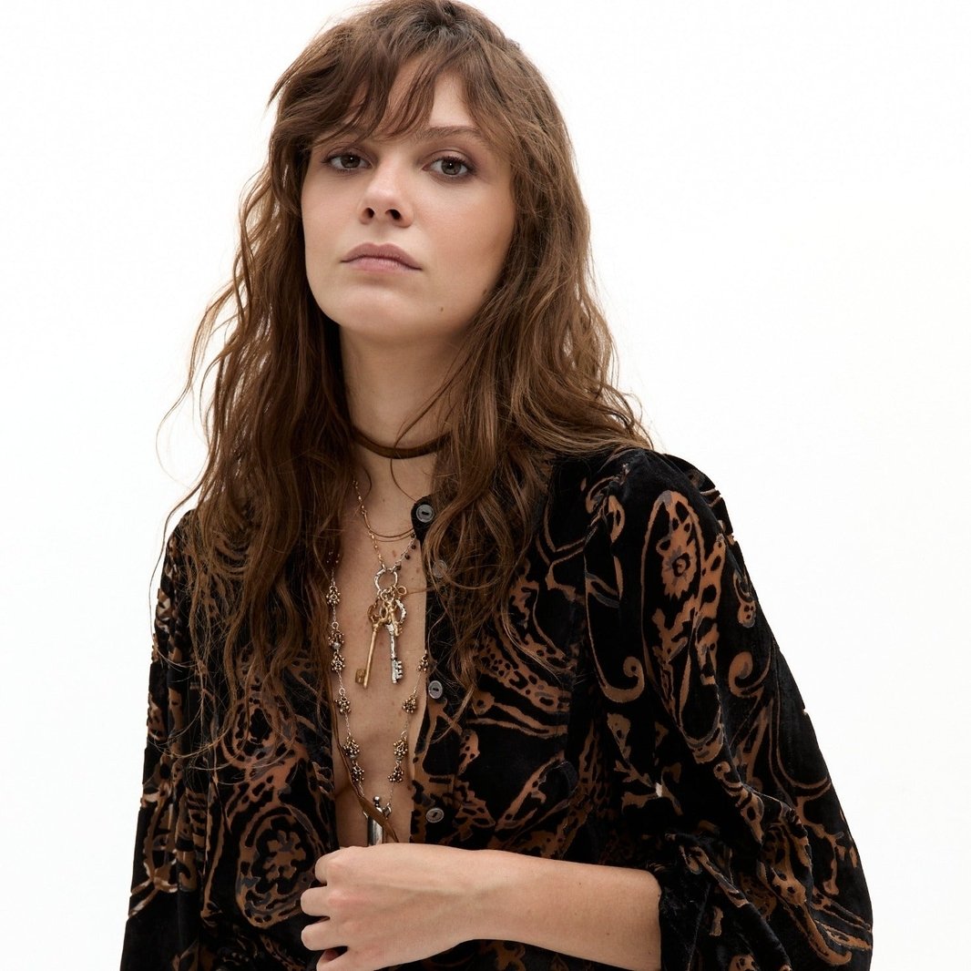 Claire Velvet Shirt - Pisley Velvet