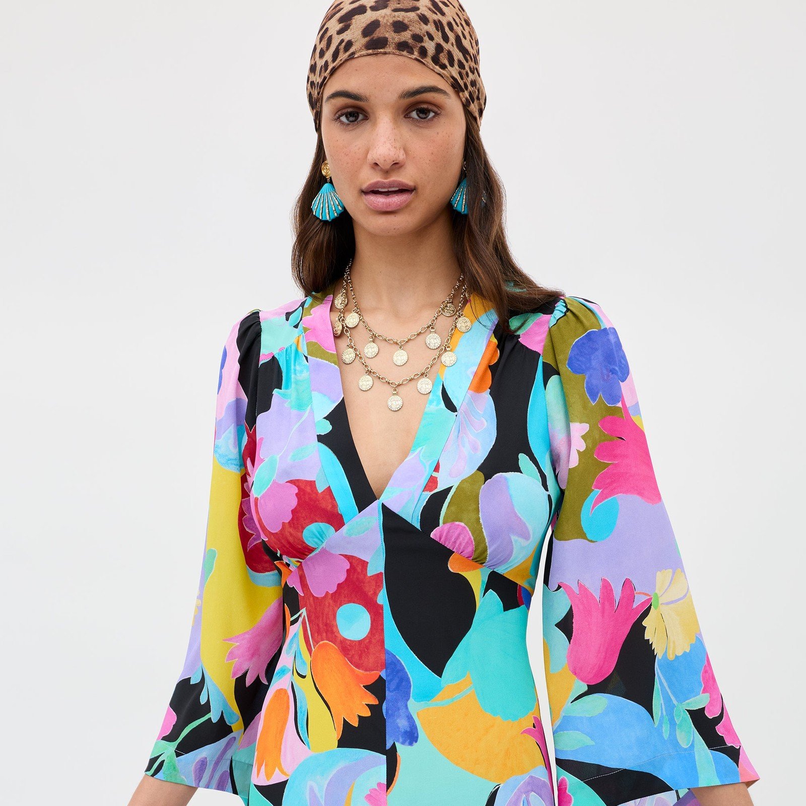 Dahlia - Abstract Tulip Black