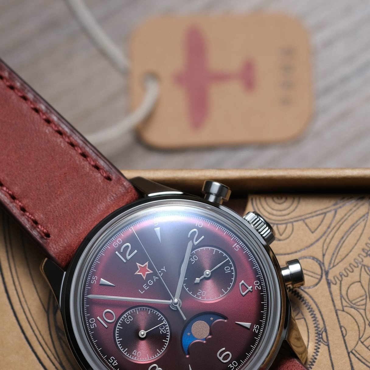 Legacy Burgundy Edition | 1963 | Moonphase