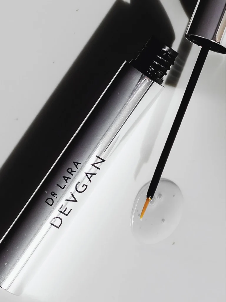 Dr. Lara Devgan Platinum Long Lash Review: A Dermatologist-Backed Approach to Fuller Lashes