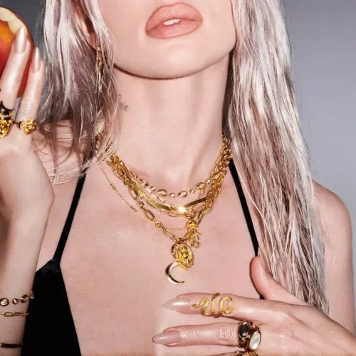 imgi_28_awe-inspired-pendants-special-edition-lilith-pendant-31626600120372